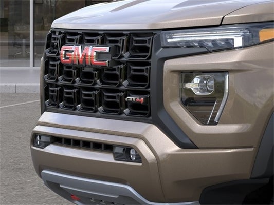 2024 GMC Canyon AT4 in Bakersfield, CA - Motor City Auto Center